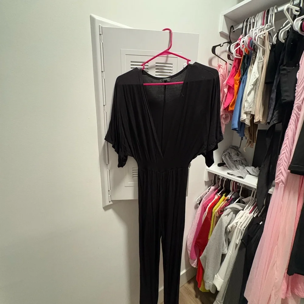 Topshop Elegant Black Deep V-Neck jumpsuit - Picture 4 of 4